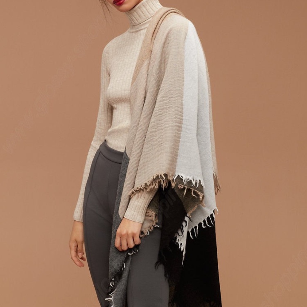 Aritzia Wilfred⎜COLOUR BLOCK BLANKET SCARF⎜BLACK / OAK